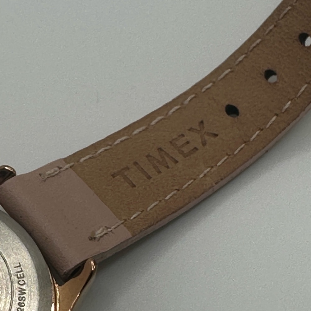 Women’s Timex Quartz Watch Gold Tone And Pink Strap - Picture 8 of 10
